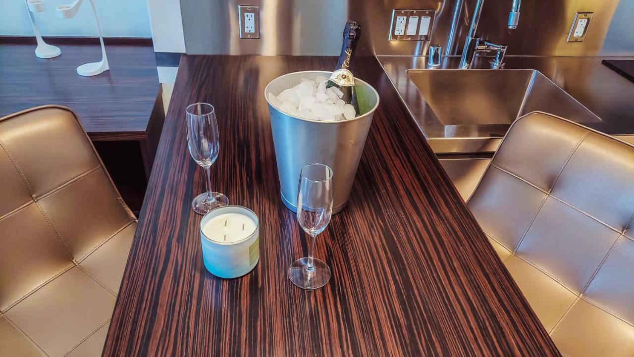 Apartahotel Luxury 53rd Flr With Amazing Sunset View & Balcony No Refee At Palms Place